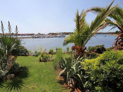 Apartment Sea Side6
