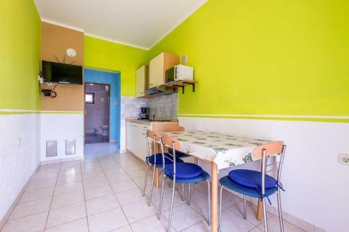 Apartments Vitomir