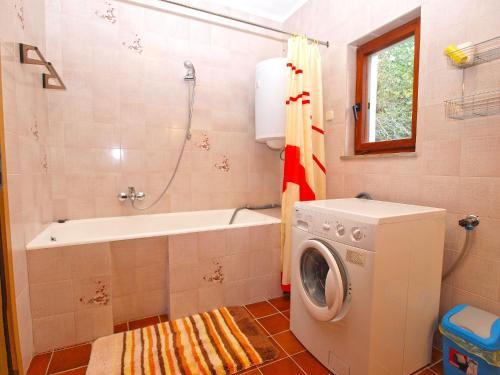 House Anka 1185