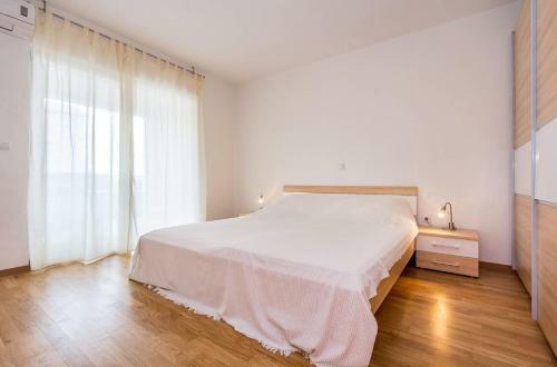Apartments Saraje