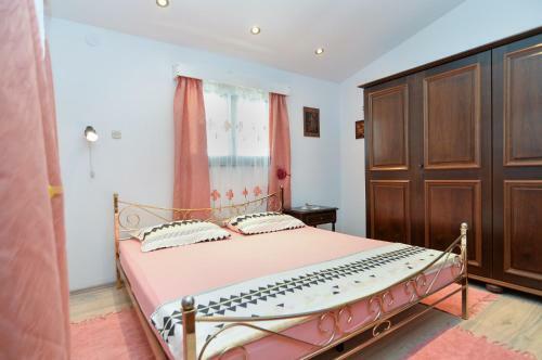 Apartments Vrcevan 811