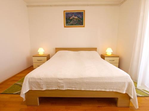 Apartments Munida 734