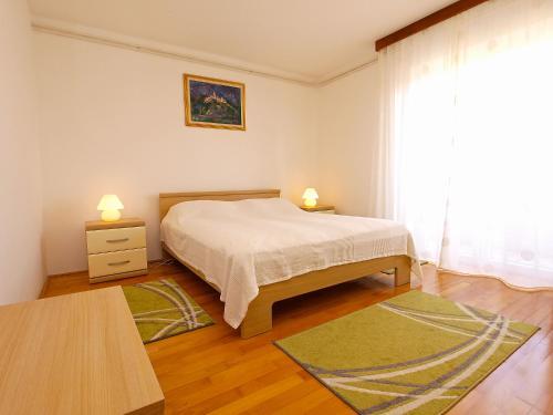Apartments Munida 734