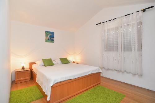 Apartments Munida 734