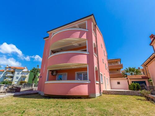 Apartment Med 454