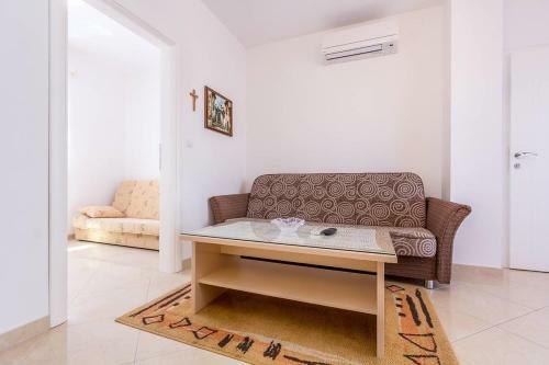 Apartments Marich