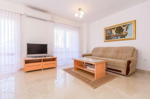 Apartments Marich