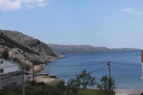 Apartment Metajna 6503d