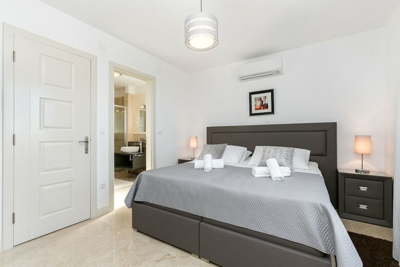 Hostal Villa Toma