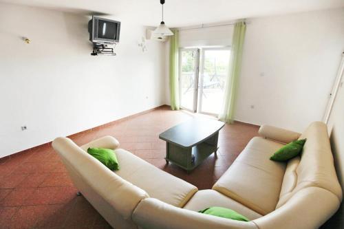 Apartments By The Sea Mimice (omis) - 2774