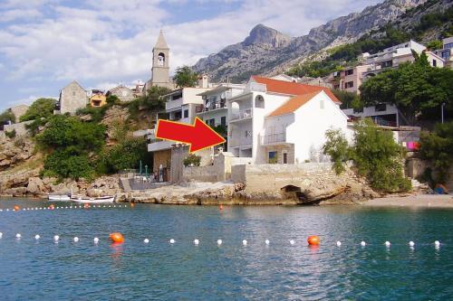 Apartments By The Sea Pisak (omis) - 10410