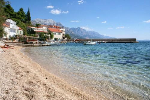 Apartments By The Sea Pisak (omis) - 2742