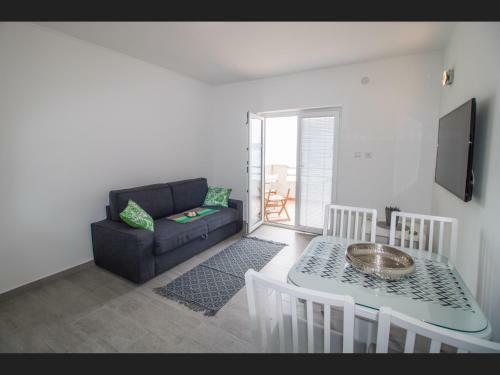 Apartments Davor