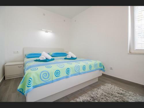 Apartments Davor