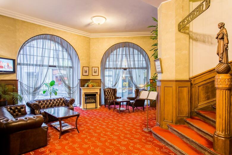 Hotel Barons