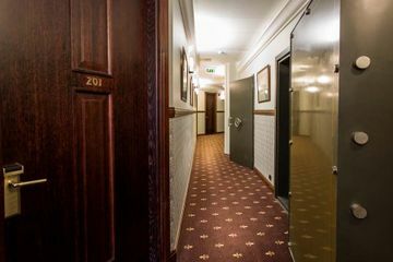 Hotel Barons