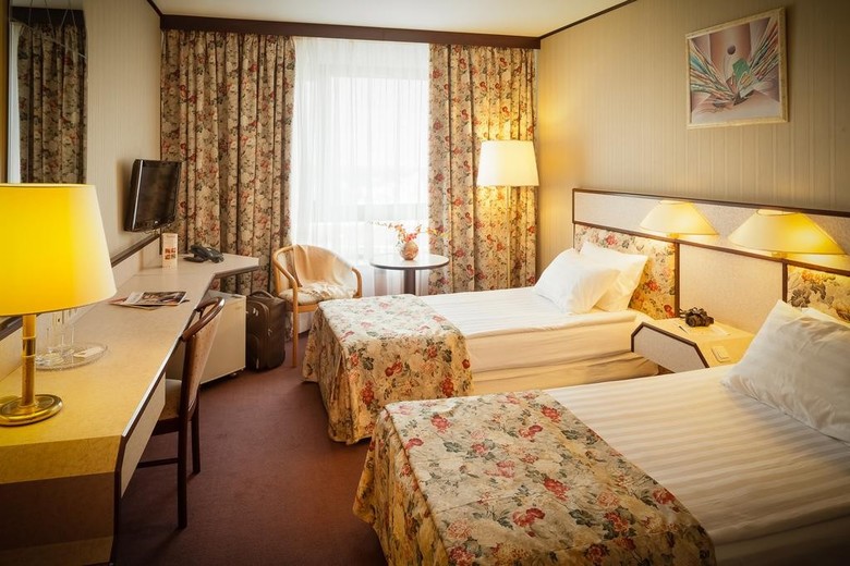 Hotel Cosmos