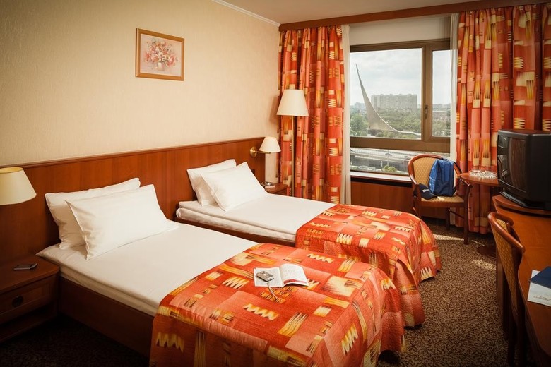 Hotel Cosmos