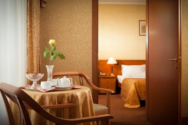 Hotel Cosmos