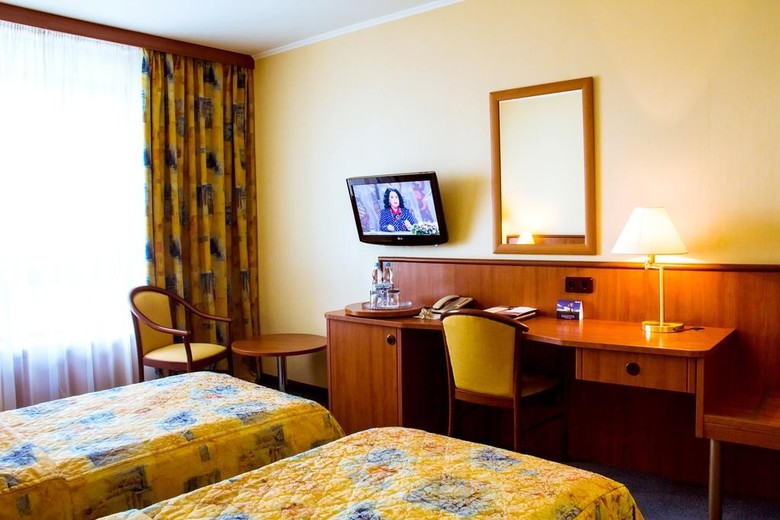 Hotel Cosmos