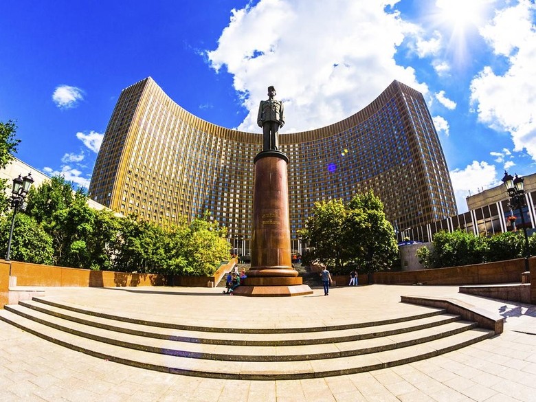 Hotel Cosmos