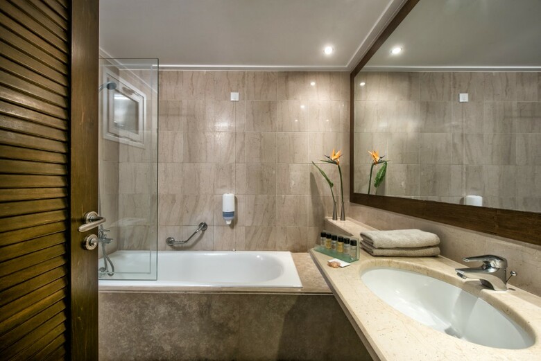 Hotel Wyndham Grand Crete Mirabello Bay