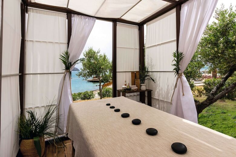 Hotel Wyndham Grand Crete Mirabello Bay