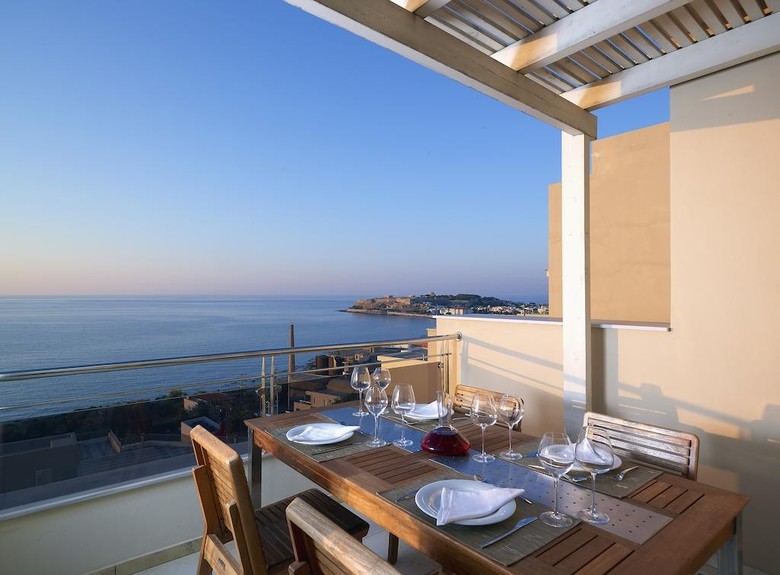 Hotel Macaris