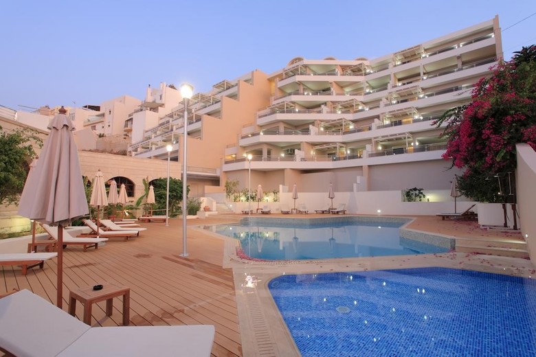 Hotel Macaris