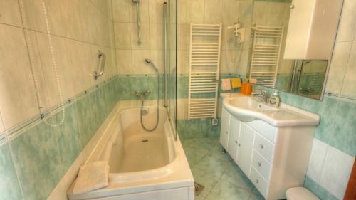 Apartment Villa Molina