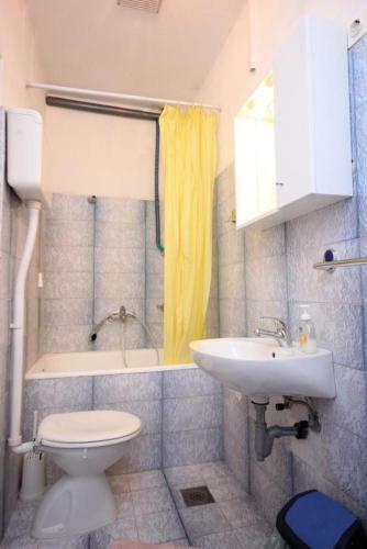 Apartment Soline 8825a