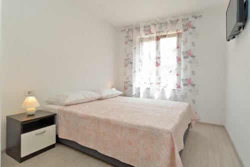 Apartment Josip 1659