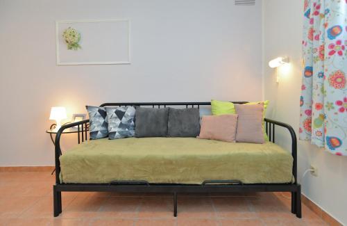Apartments Orange 669