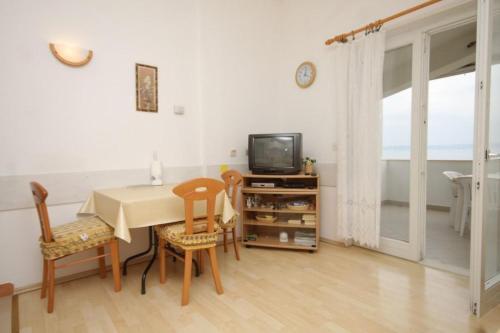 Apartment Preko 8515b