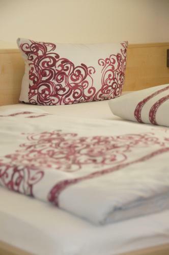 Hostal G�stehaus Adler