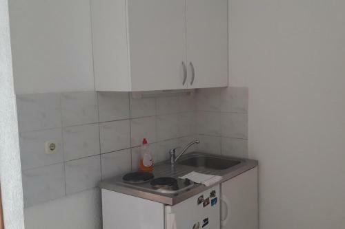 Apartments By The Sea Podaca (Makarska) - 6745