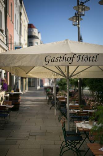 Hotel-gasthof H�ttl