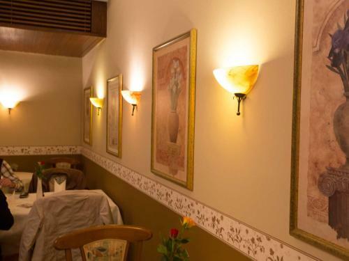 Hostal Hotel Zur Stemmer Post
