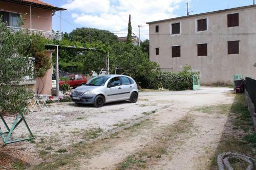 Apartments With A Parking Space Pirovac (sibenik) - 6278