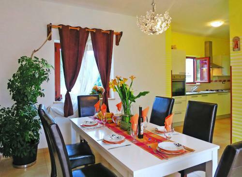 Ferienhaus Pazin 215s