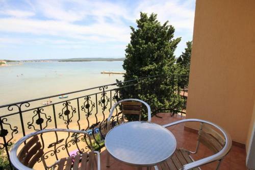 Apartments By The Sea Kraj (pasman) - 3460