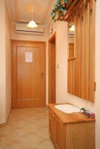 Apartments By The Sea Kraj (pasman) - 3460