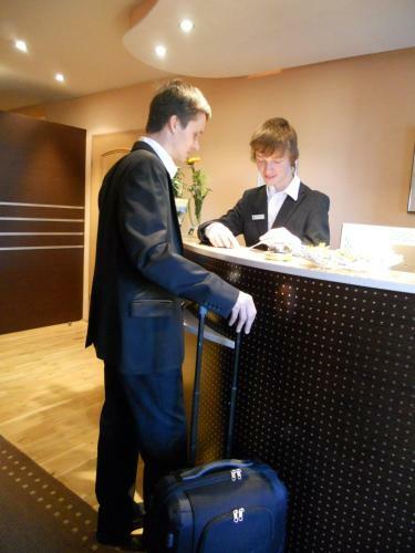 Hotel Restaurant Zwergschl�sschen