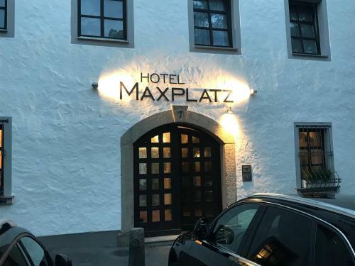 Hostal Hotel Maxplatz