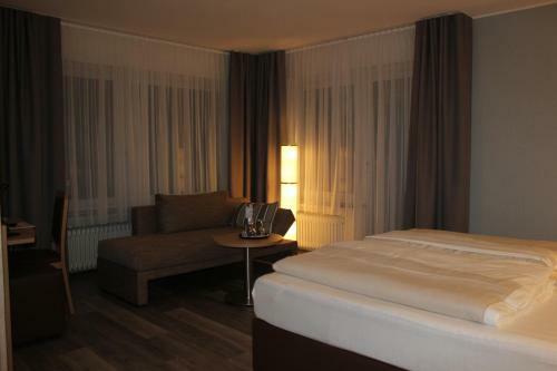 Hostal Hotel Restaurant Kromberg