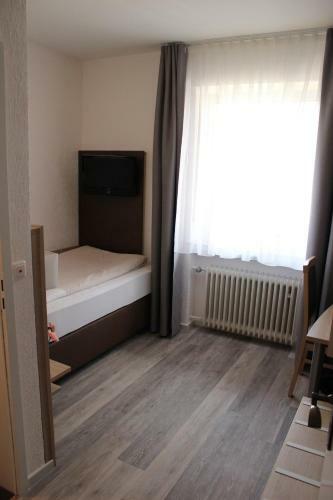 Hostal Hotel Restaurant Kromberg