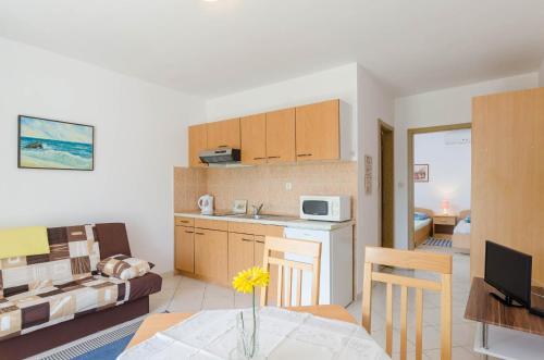 Holiday Apartment Adriatic Sea At 80m.