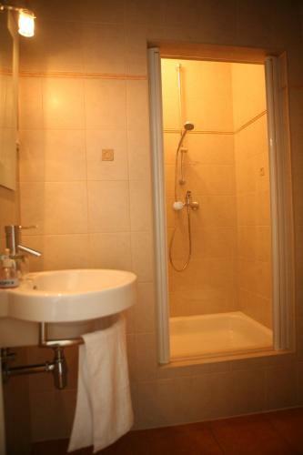 Hostal Pension Gest�t Lindenhof
