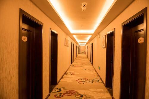 Ya Ju Fu Hotel