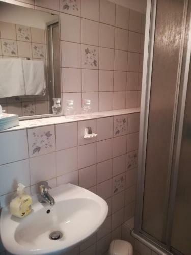 Hostal Hotel L�wenhof